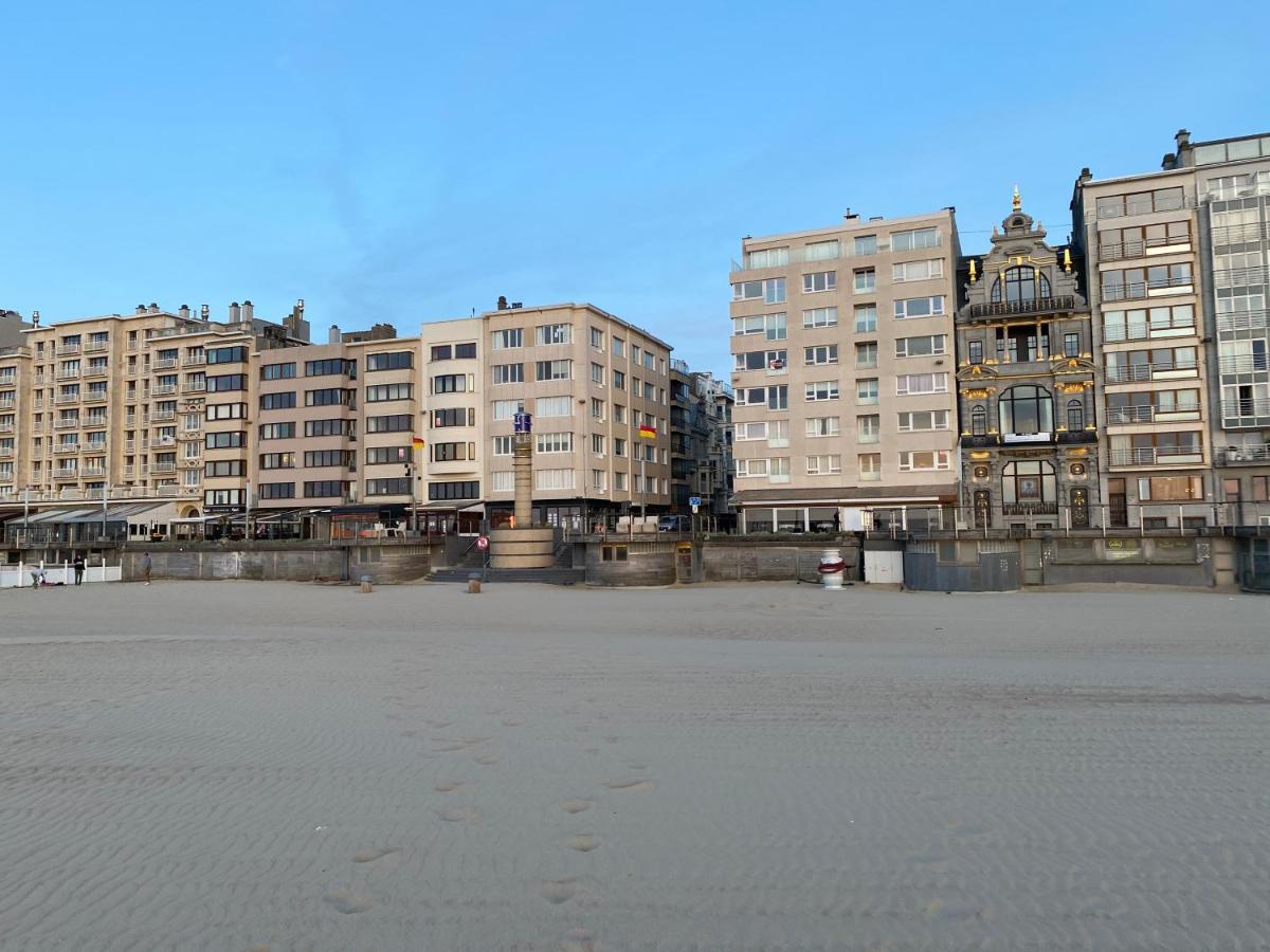 Studio Direct Aan Het Hoofdstrand Van Oostende - Naast Casino Daire Dış mekan fotoğraf